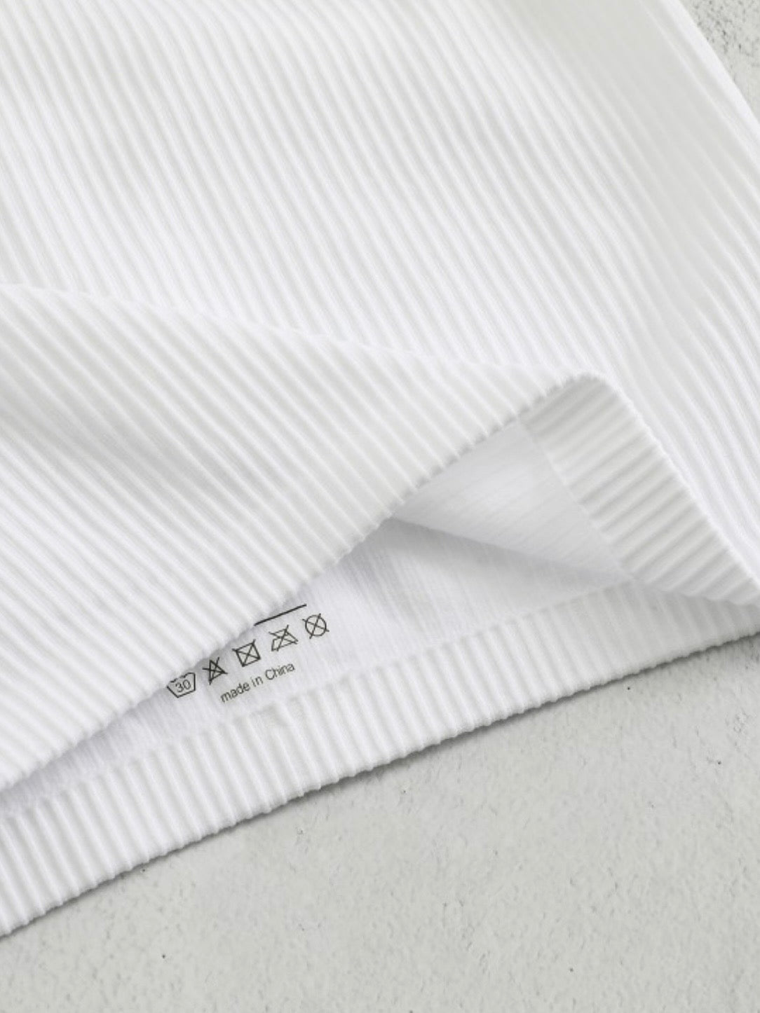 Essential Ribbed Crop Top