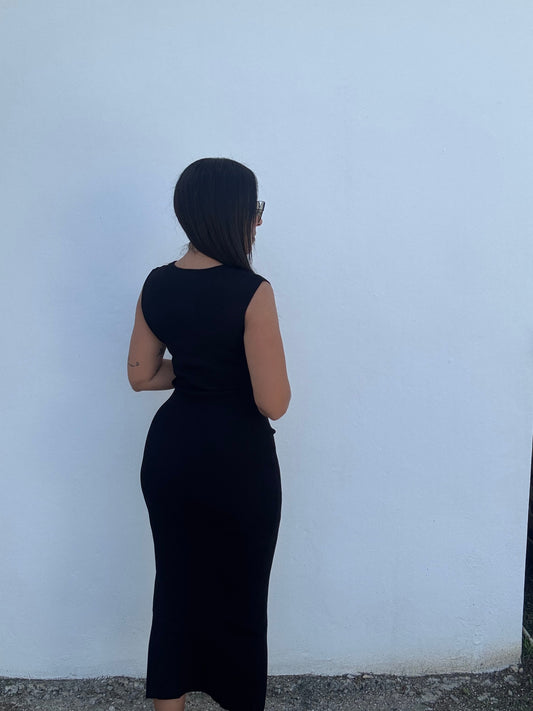 black elegant midi dress bodycon style