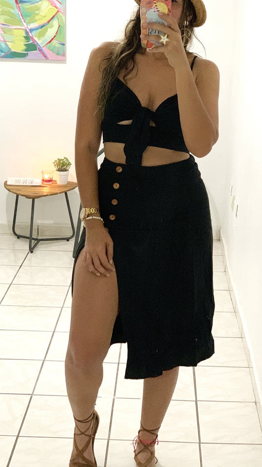 Black Tied Crop Top